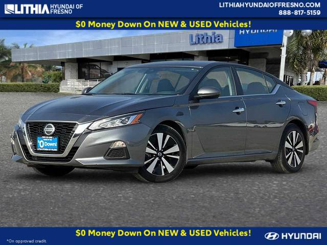 2022 Nissan Altima 2.5 SV FWD photo