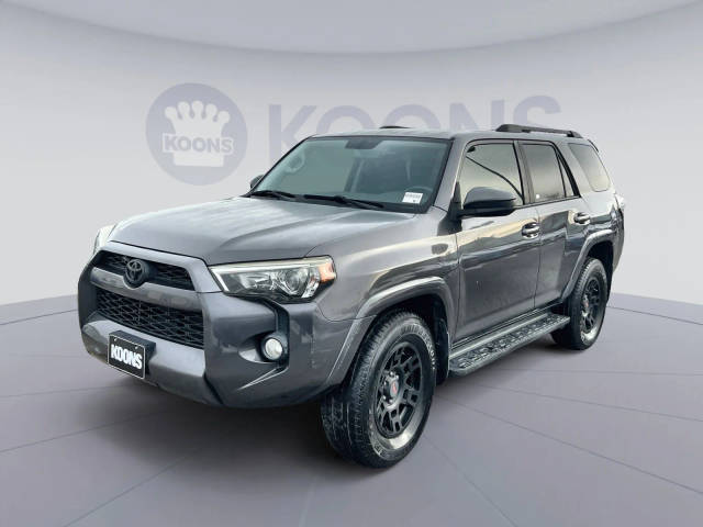 2016 Toyota 4Runner SR5 RWD photo