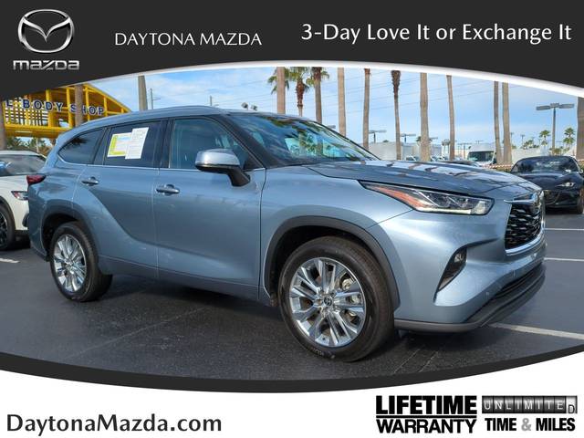 2022 Toyota Highlander Limited FWD photo