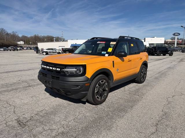 2022 Ford Bronco Sport Outer Banks 4WD photo