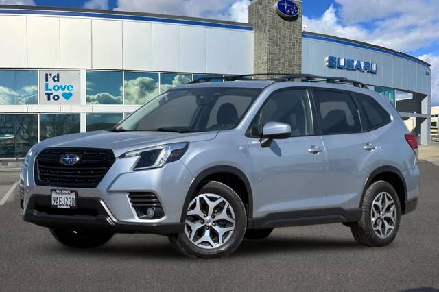 2022 Subaru Forester Premium AWD photo