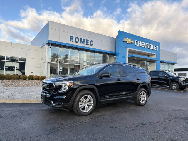 2022 GMC Terrain SLE AWD photo