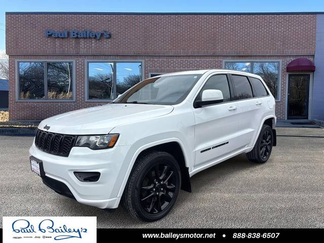 2022 Jeep Grand Cherokee Laredo X 4WD photo