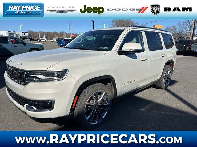 2022 Jeep Wagoneer Series III 4WD photo