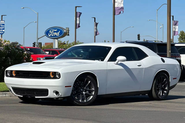 2022 Dodge Challenger R/T Scat Pack RWD photo