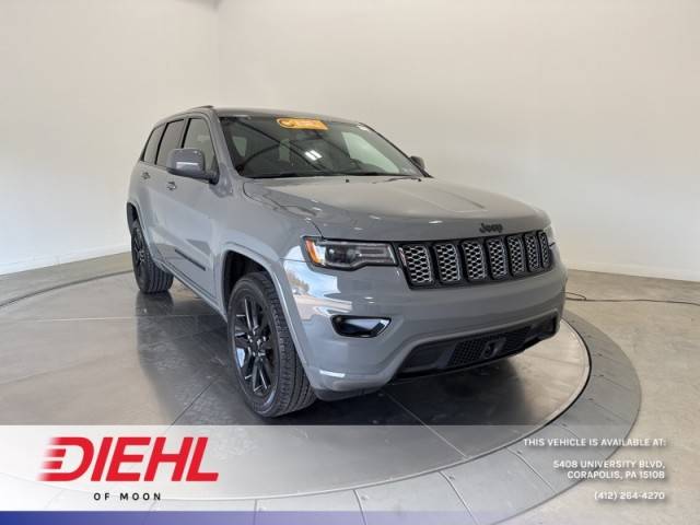 2022 Jeep Grand Cherokee Laredo X 4WD photo