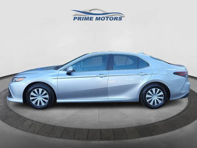 2022 Toyota Camry Hybrid LE FWD photo