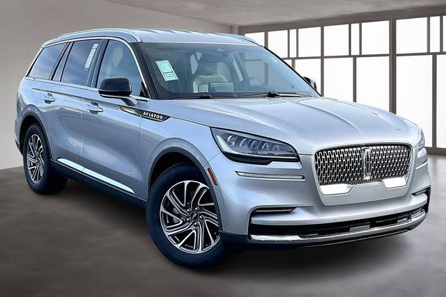 2022 Lincoln Aviator Standard RWD photo