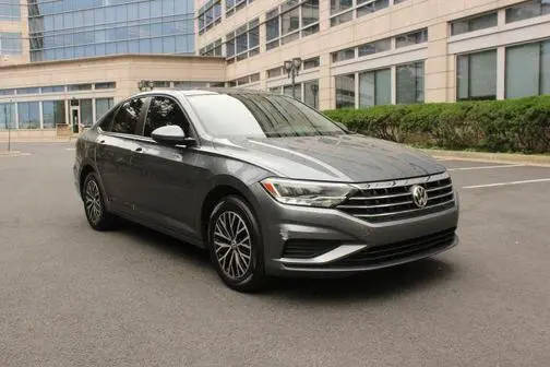 2021 Volkswagen Jetta SE FWD photo