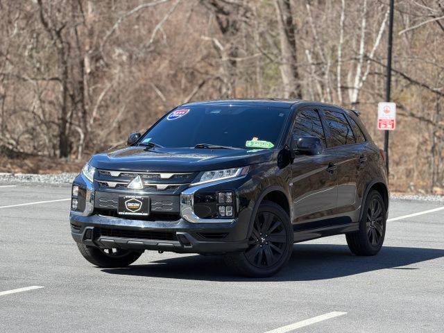 2022 Mitsubishi Outlander Sport LE FWD photo