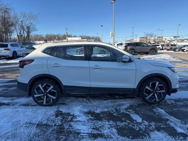 2021 Nissan Rogue Sport SL AWD photo