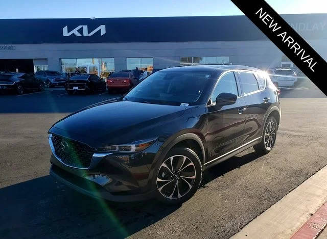 2022 Mazda CX-5 2.5 S Premium Package AWD photo