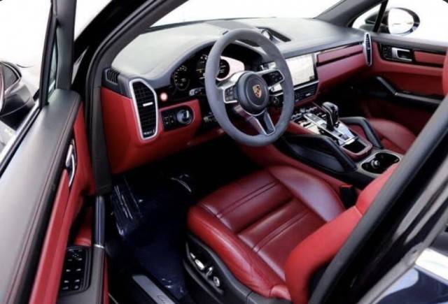 2019 Porsche Cayenne E-Hybrid AWD photo