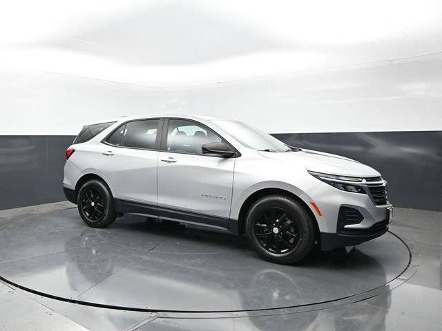 2022 Chevrolet Equinox LS FWD photo