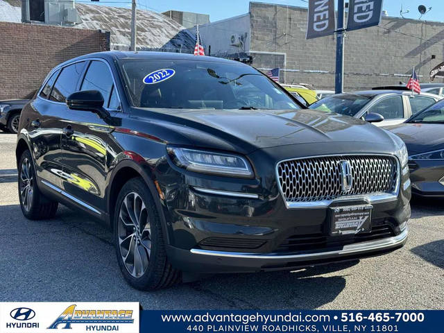 2022 Lincoln Nautilus Reserve AWD photo