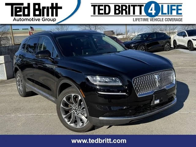 2022 Lincoln Nautilus Reserve AWD photo