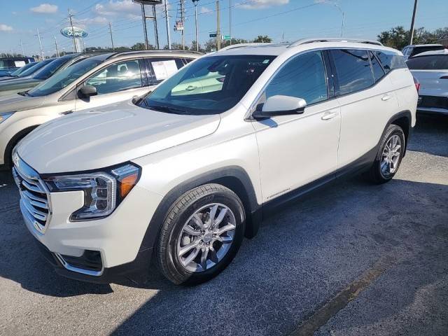 2022 GMC Terrain SLT FWD photo