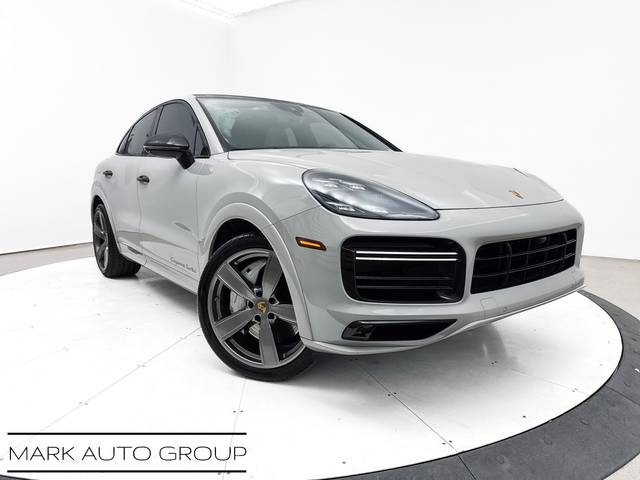 2022 Porsche Cayenne Coupe Turbo AWD photo