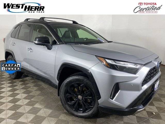 2022 Toyota RAV4 Hybrid XSE AWD photo
