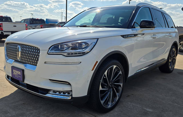 2022 Lincoln Aviator Reserve AWD photo