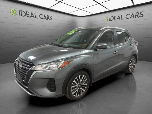 2022 Nissan Kicks SV FWD photo
