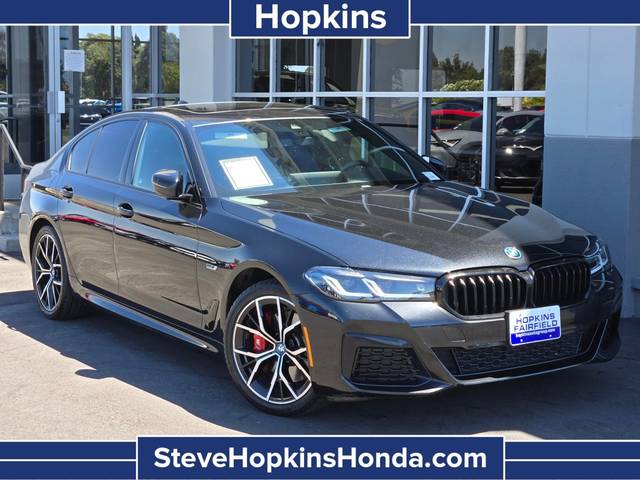 2022 BMW 5 Series 530e RWD photo