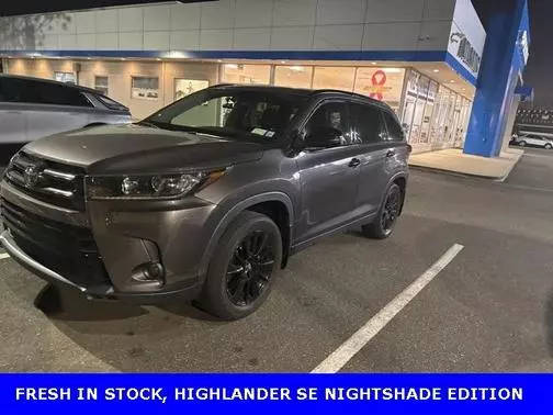 2019 Toyota Highlander SE AWD photo