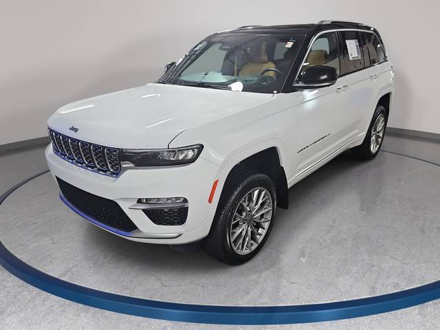 2022 Jeep Grand Cherokee Summit 4WD photo