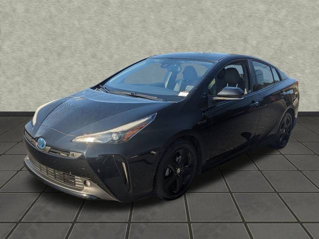 2022 Toyota Prius XLE FWD photo