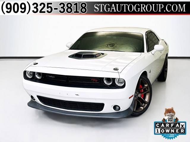 2022 Dodge Challenger R/T Scat Pack RWD photo