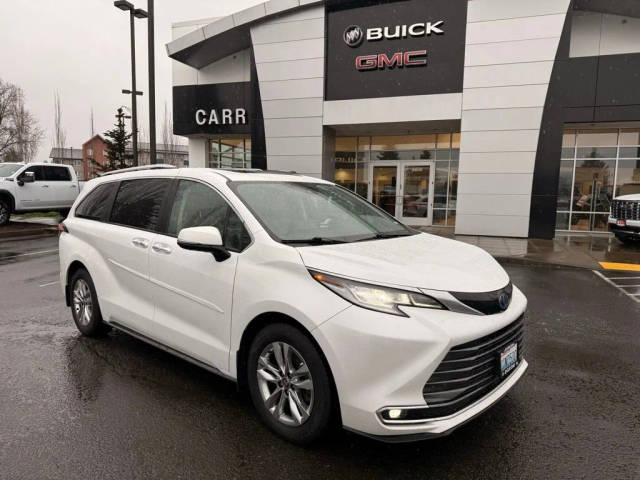 2022 Toyota Sienna Limited AWD photo