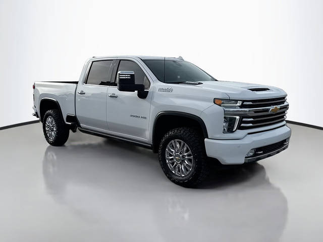 2022 Chevrolet Silverado 3500HD High Country 4WD photo