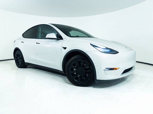 2021 Tesla Model Y Standard Range RWD photo