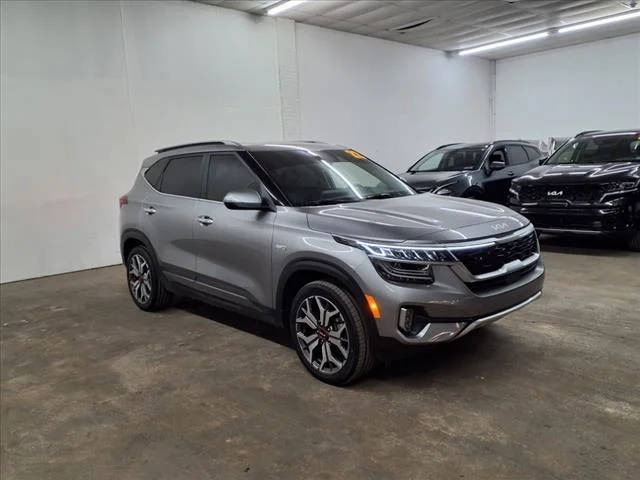 2022 Kia Seltos SX AWD photo