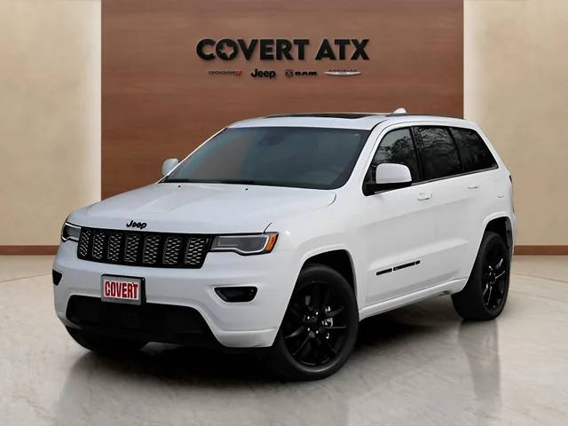 2022 Jeep Grand Cherokee Laredo X RWD photo