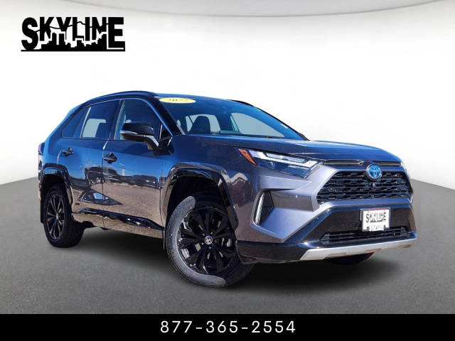 2022 Toyota RAV4 Hybrid XSE AWD photo