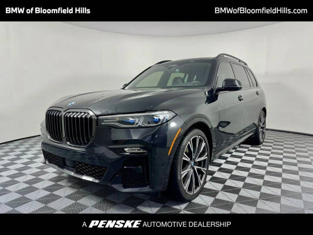 2022 BMW X7 M50i AWD photo