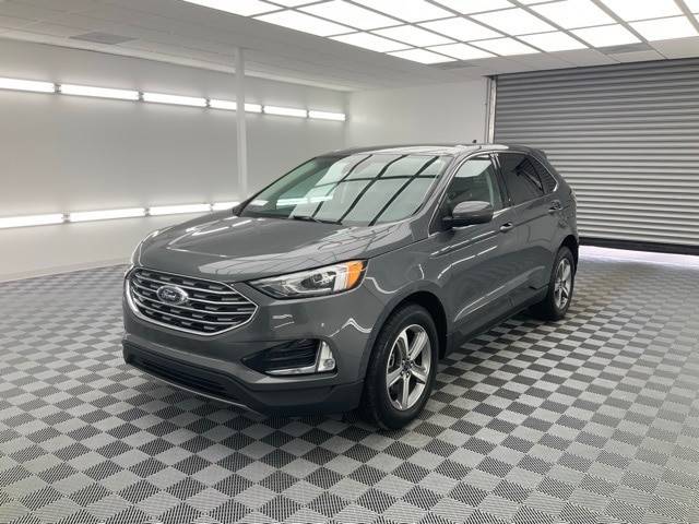 2022 Ford Edge SEL AWD photo