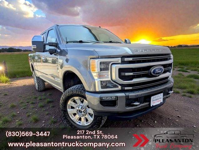 2022 Ford F-250 Super Duty Platinum 4WD photo