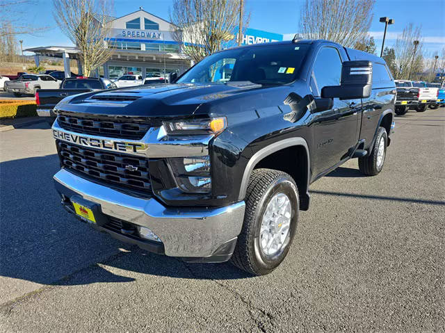 2022 Chevrolet Silverado 3500HD LT 4WD photo