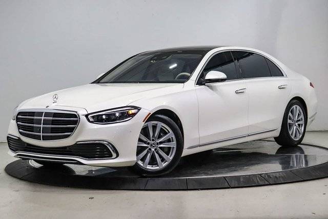 2022 Mercedes-Benz S-Class S 500 AWD photo