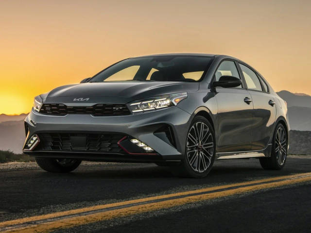 2022 Kia Forte GT-Line FWD photo