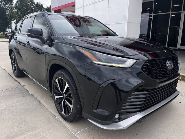 2022 Toyota Highlander XSE FWD photo