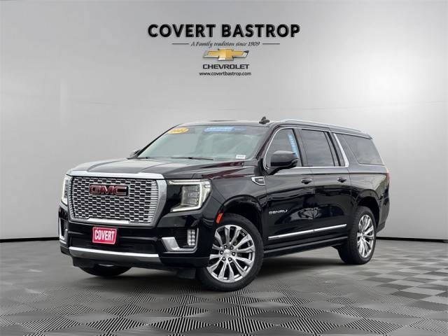 2022 GMC Yukon XL Denali 4WD photo