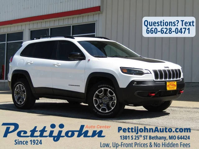 2022 Jeep Cherokee Trailhawk 4WD photo