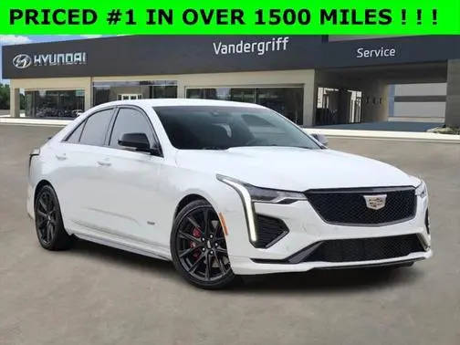 2022 Cadillac CT4  RWD photo