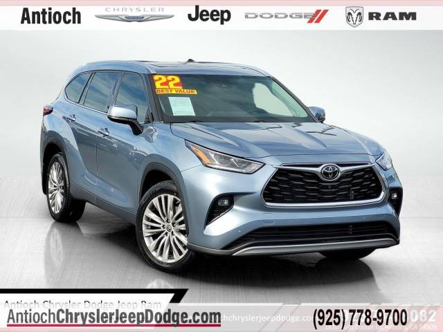 2022 Toyota Highlander Platinum FWD photo