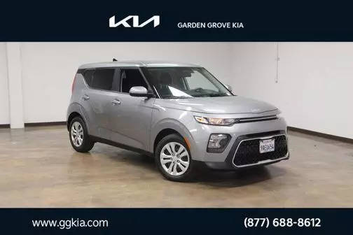 2022 Kia Soul LX FWD photo