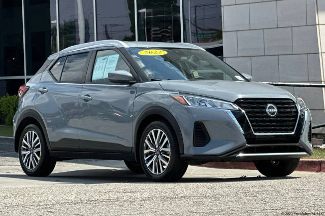 2022 Nissan Kicks SV FWD photo