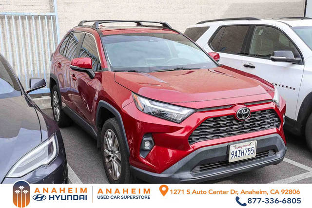 2022 Toyota RAV4 XLE Premium FWD photo